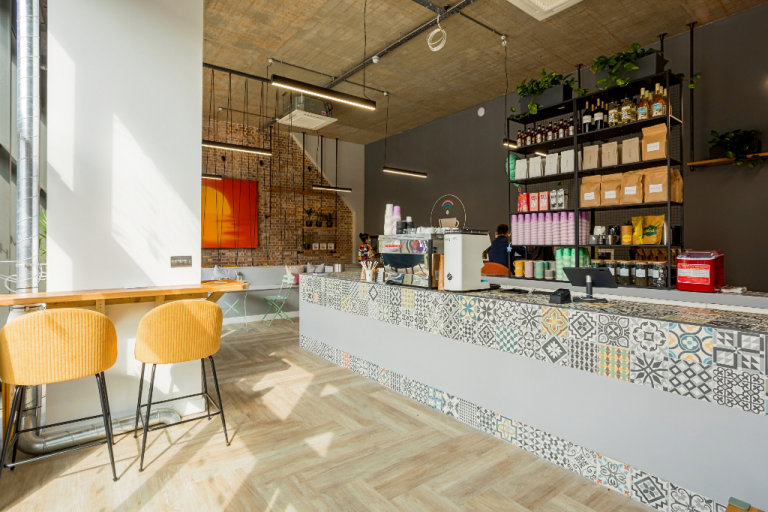 London - SW19 6NW, Access to professional office space for 3 people in HQ Wimbledon Park Road