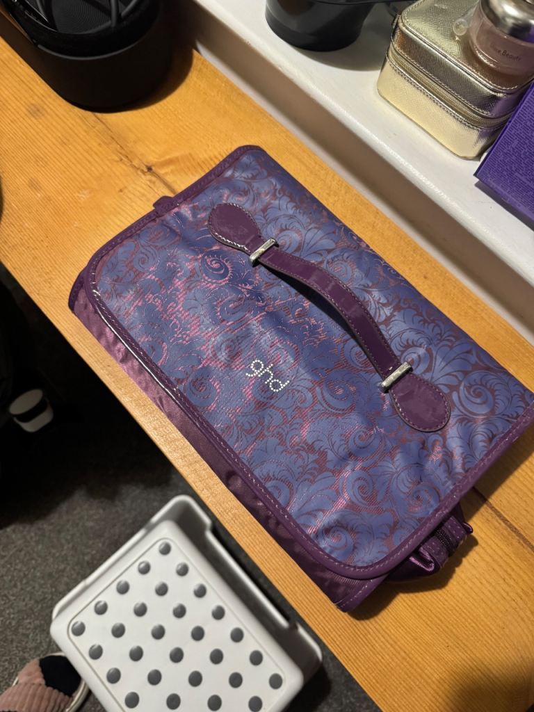 Genuine ghd Heat Resistant Roll Bag / Travel Vanity Case - Purple Edition