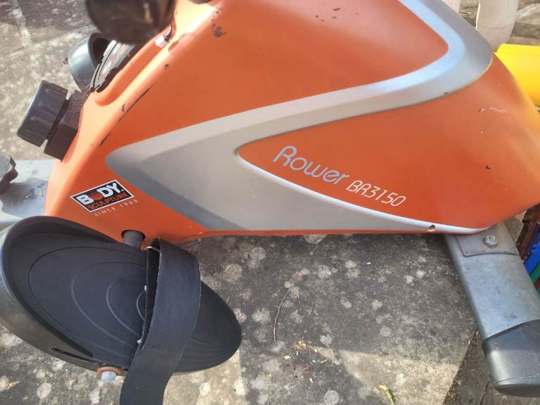 BODY Rower BR3150 Rowing Machine – Orange, Fair Condition