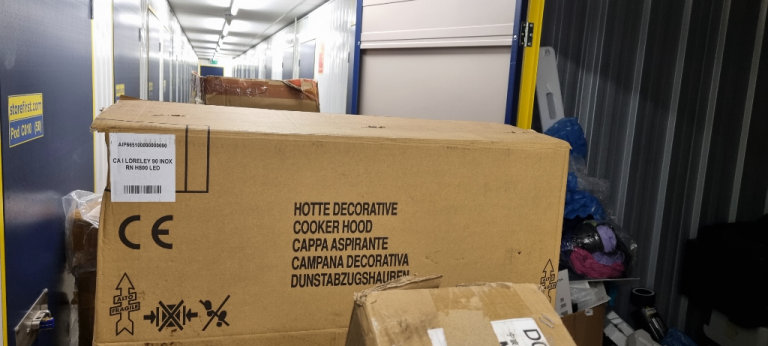 Extractor unit island kitchen apartment 