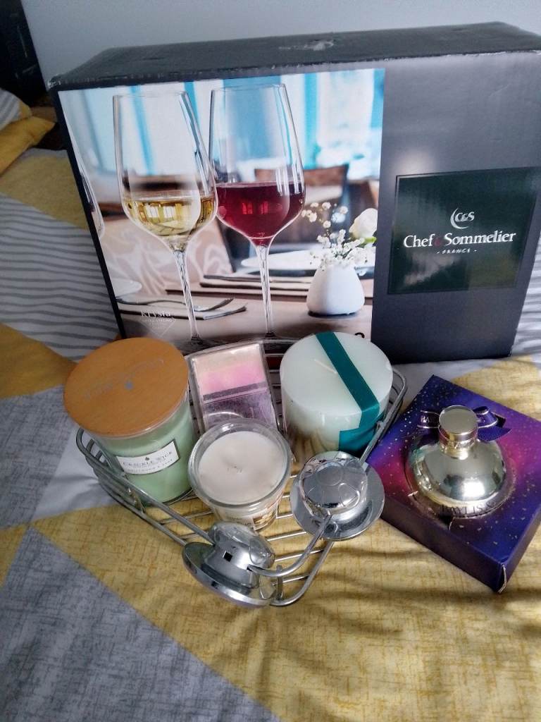 Chef Sommelier Wine Glasses, Candles, and Fragrance Set – As Good As New