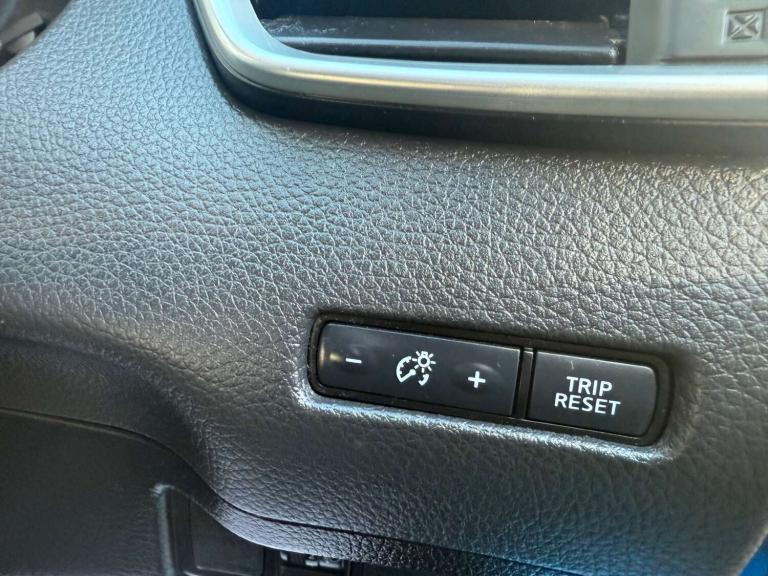 2017 Nissan Qashqai 1.5 Qashqai N-Connecta dCi 5dr SUV Diesel Manual