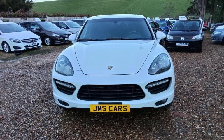  Porsche Cayenne 4.8T V8 Turbo SUV 5dr Petrol TiptronicS 4WD Euro 5 (s/s) (500 ps) Petrol Automatic