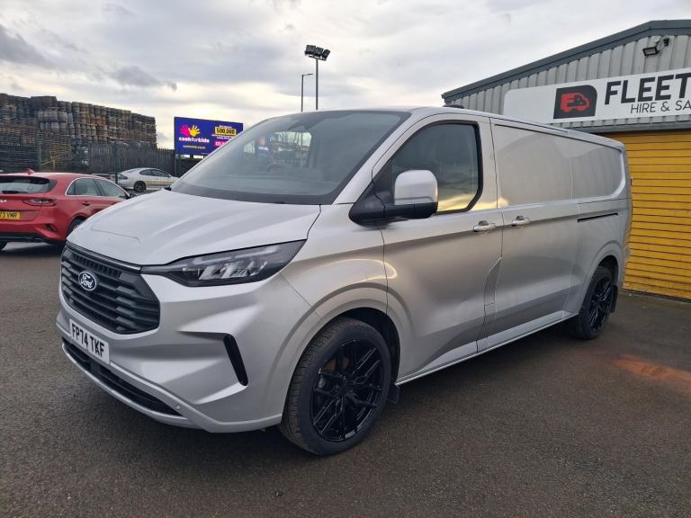 Ford Transit Custom 300 LIMITED L2 H1 136PS EURO 6 SILVER