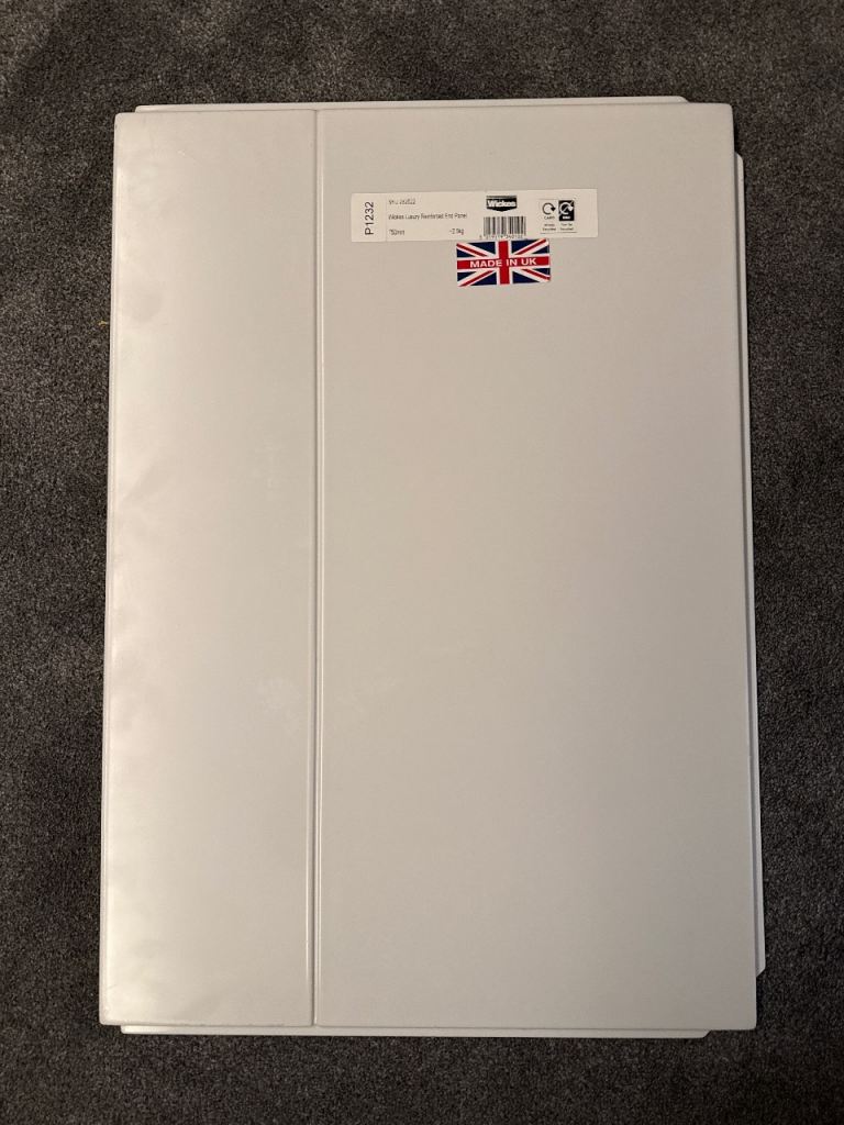 *Brand New* Bath end panel 