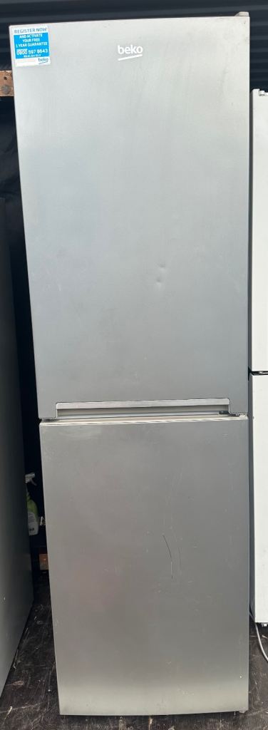 Beko Fridge Freezer – Silver, Good Condition