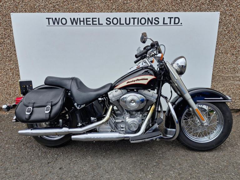 Harley-Davidson FLST 1450 heritage softail in lovely condition 
