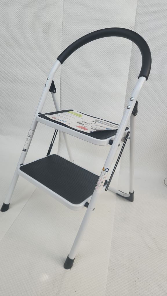 New 2 step ladder in White colour 