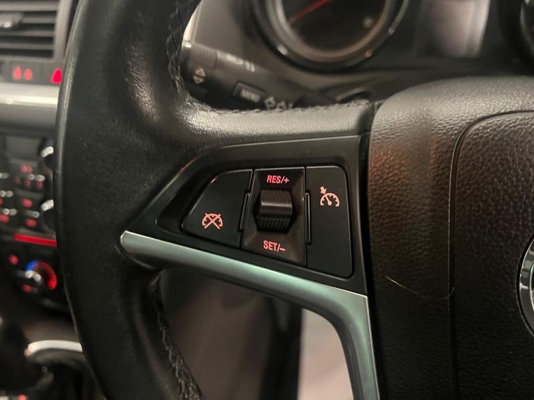 2011 Vauxhall Meriva 1.7 CDTi SE Auto Euro 5 5dr MPV Diesel Automatic