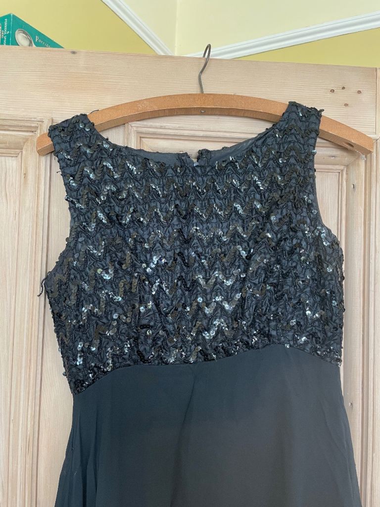 Free Halloween long black sequin Evening Dress