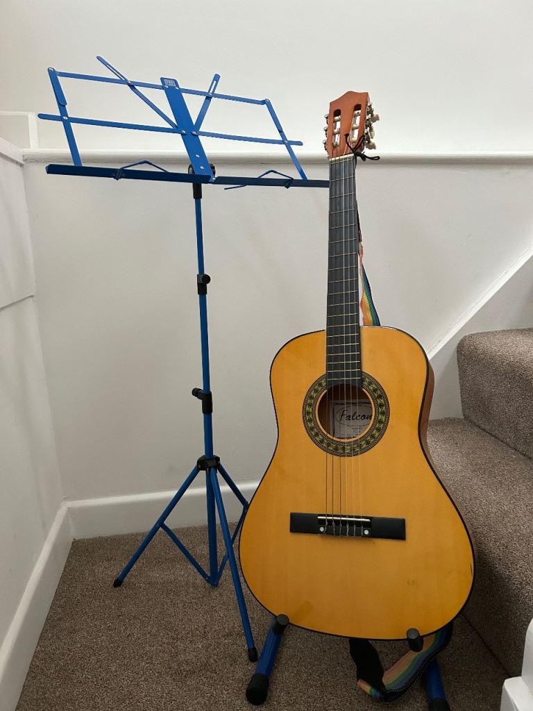 3/4 Size Acoustic Guitar with stand and music stand