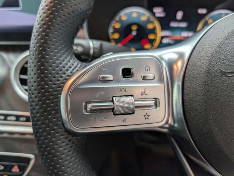 2019 Mercedes-Benz C Class 2.0 C300d AMG Line (Premium) Coupe 2dr Diesel G-Tronic+ Euro 6 (s/s) (...