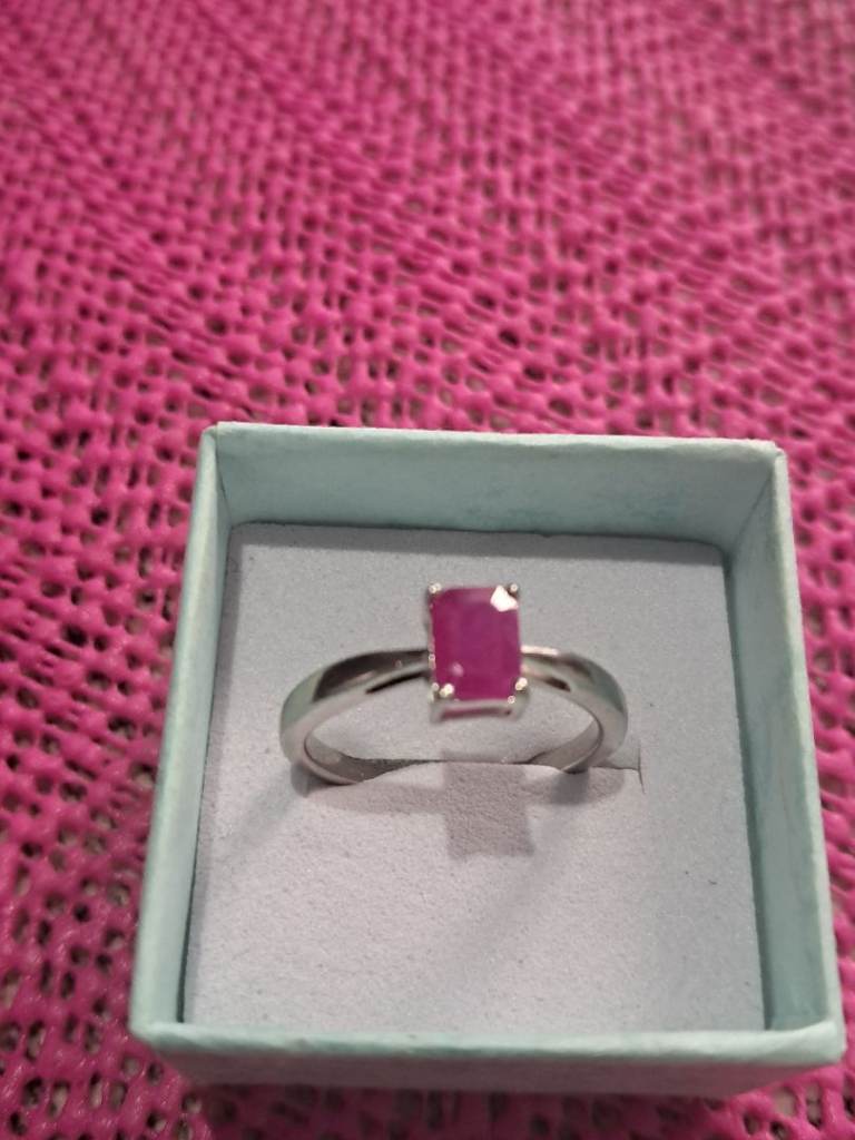 Sterling silver ring size P.5 with pink stone