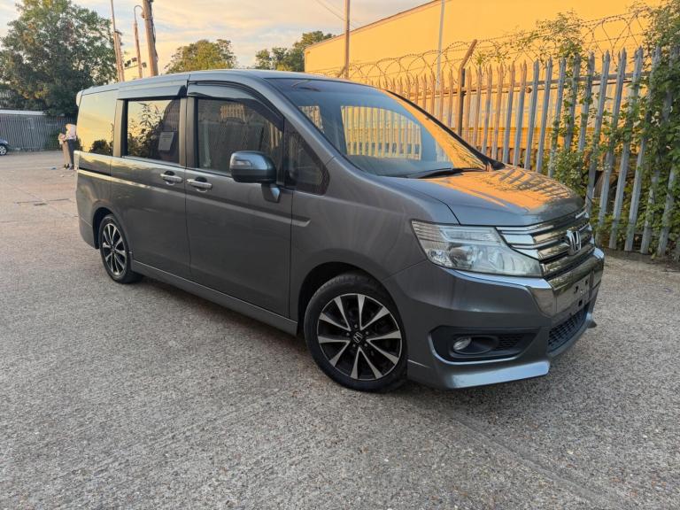 Honda Stepwagon COOL SPADA 2.0 PETROL AUTO 8 SEATER Petrol Automatic