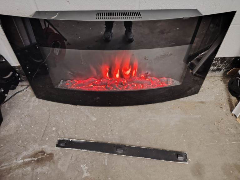 2 KW wall mounted flame effect Fire