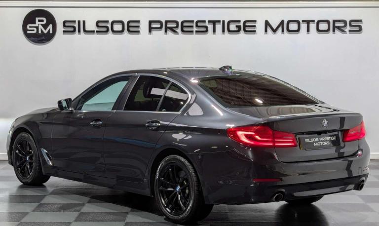 2017 BMW 5 Series 530d xDrive SE 4dr Auto SALOON DIESEL Automatic