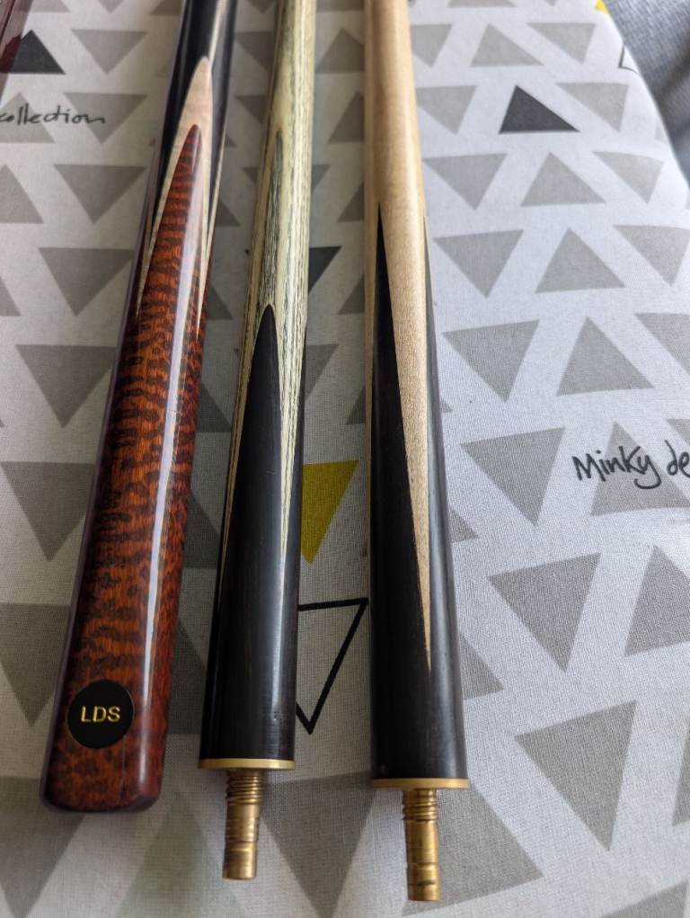 Hand made 3/4 snooker cue, multiple spliced butt, Snakewood , maple and ebony.