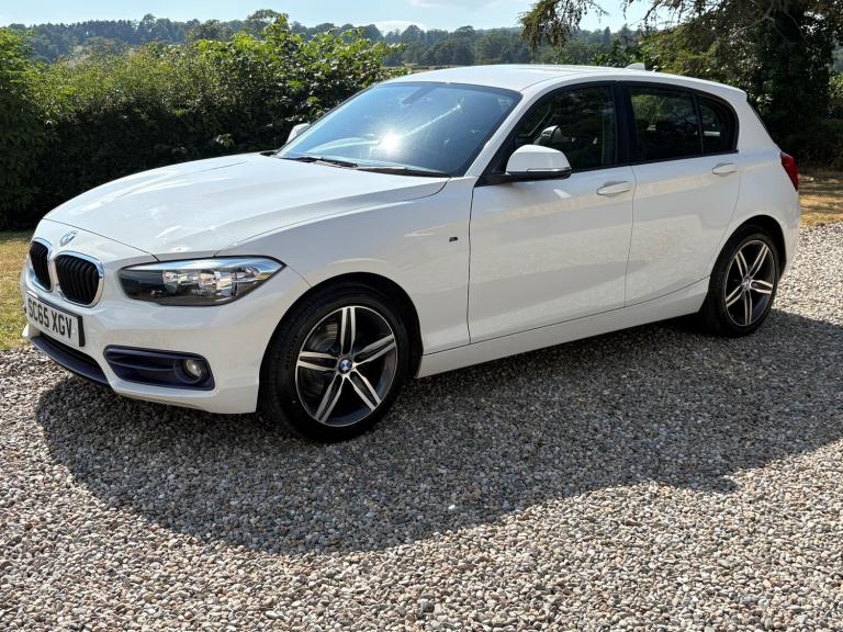 2015 BMW 1 Series 118i [1.5] Sport 5dr HATCHBACK Petrol Manual