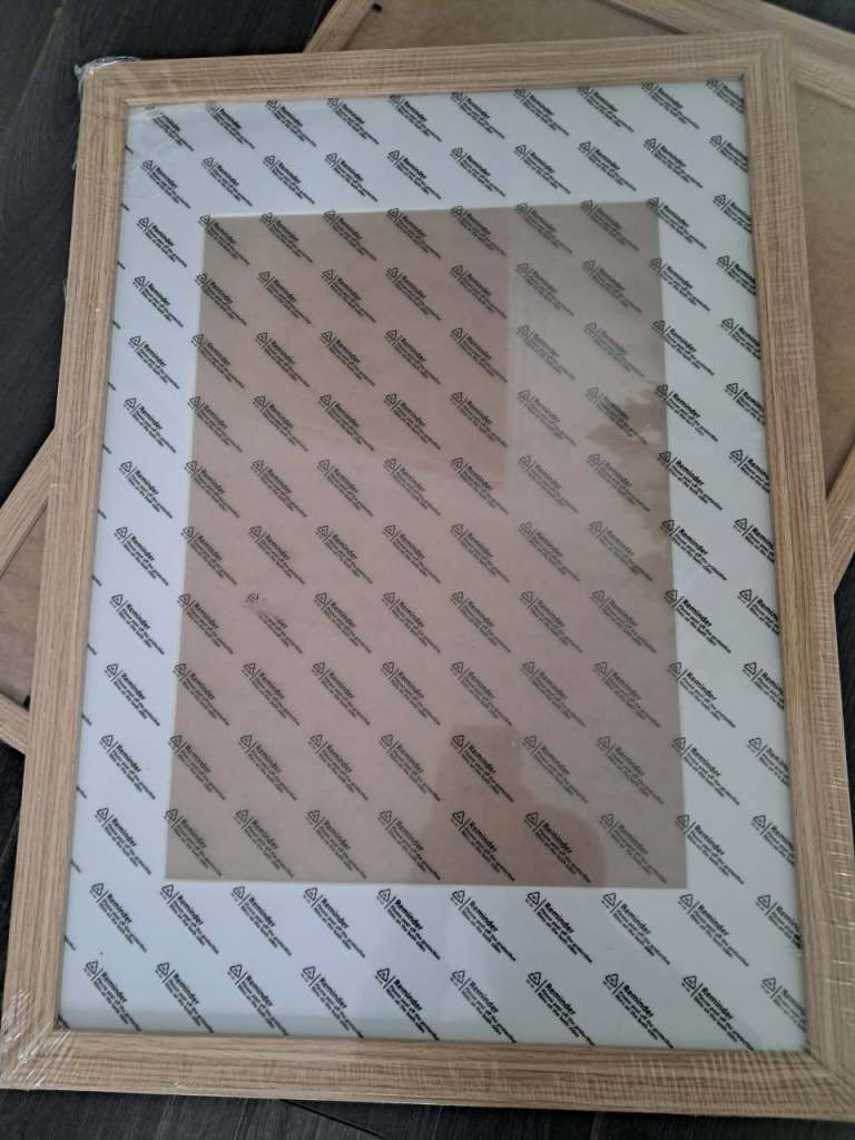 Wooden Photo Frame – Light Wood, 