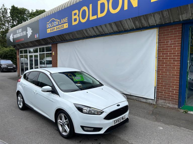 2015 Ford Focus 1.0 EcoBoost 125 Zetec 5dr HATCHBACK Petrol Manual