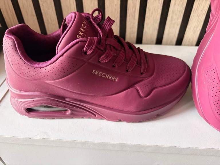 Skechers Memory Foam Trainers – Purple - Size UK 3