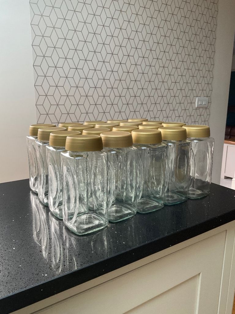 Joblot / 20 Empty glass jars 