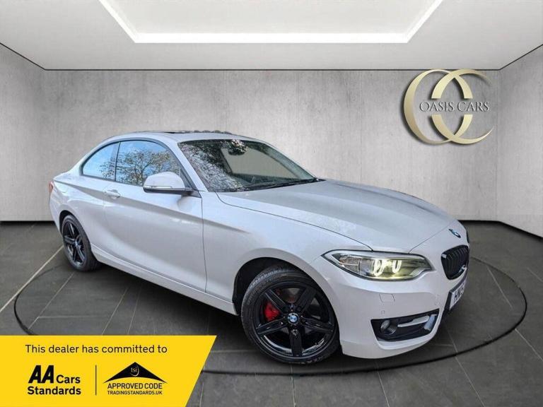 BMW 2 SERIES 2.0 220i Sport Auto Euro 6 (s/s) 2dr 2015