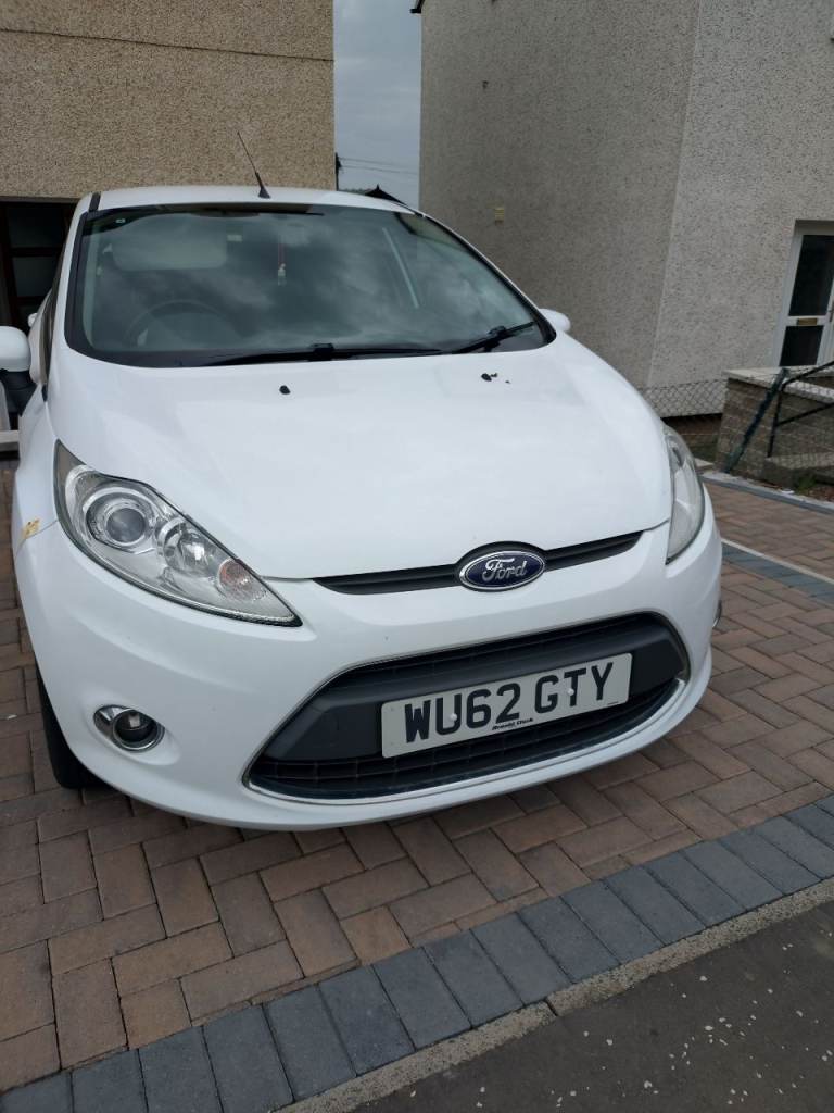 Ford, FIESTA, Hatchback, 2012, Manual, 1242 (cc), 5 doors