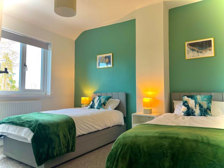 3 Bed House | Birmingham Airport | HS2