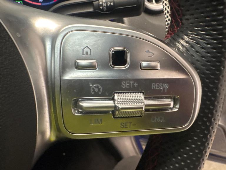 2023 Mercedes-Benz GLB 1.3 GLB200 AMG Line Night Edition (Premium Plus) SUV 5dr Petrol 7G-DCT Eur...