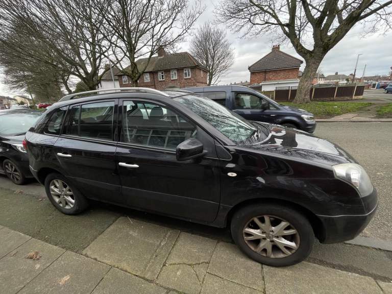 Renault, KOLEOS, Estate, 2009, Manual, 1995 (cc), 5 doors