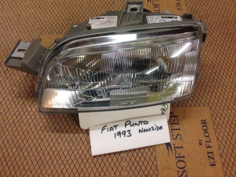 FIAT PUNTO 1993 HEADLAMP nearside new