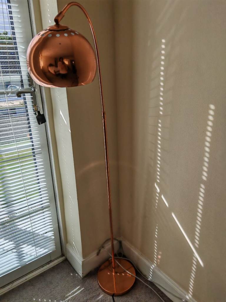 Copper Arc Floor Lamp – Good Condition