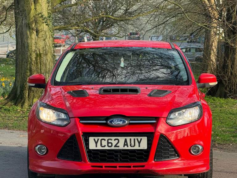 Ford, FOCUS, Hatchback, 2012, Manual, 998 (cc), 5 doors