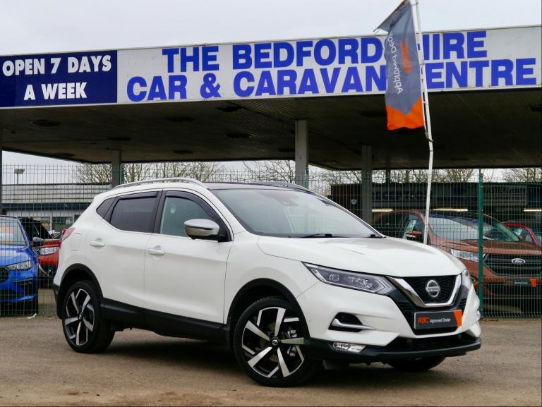 Nissan Qashqai 1.6 dCi Tekna+ XTRON Euro 6 (s/s) 5dr