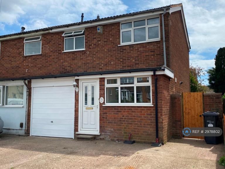3 bedroom house in Chase Road, Burntwood, WS7 (3 bed) (#2978802)
