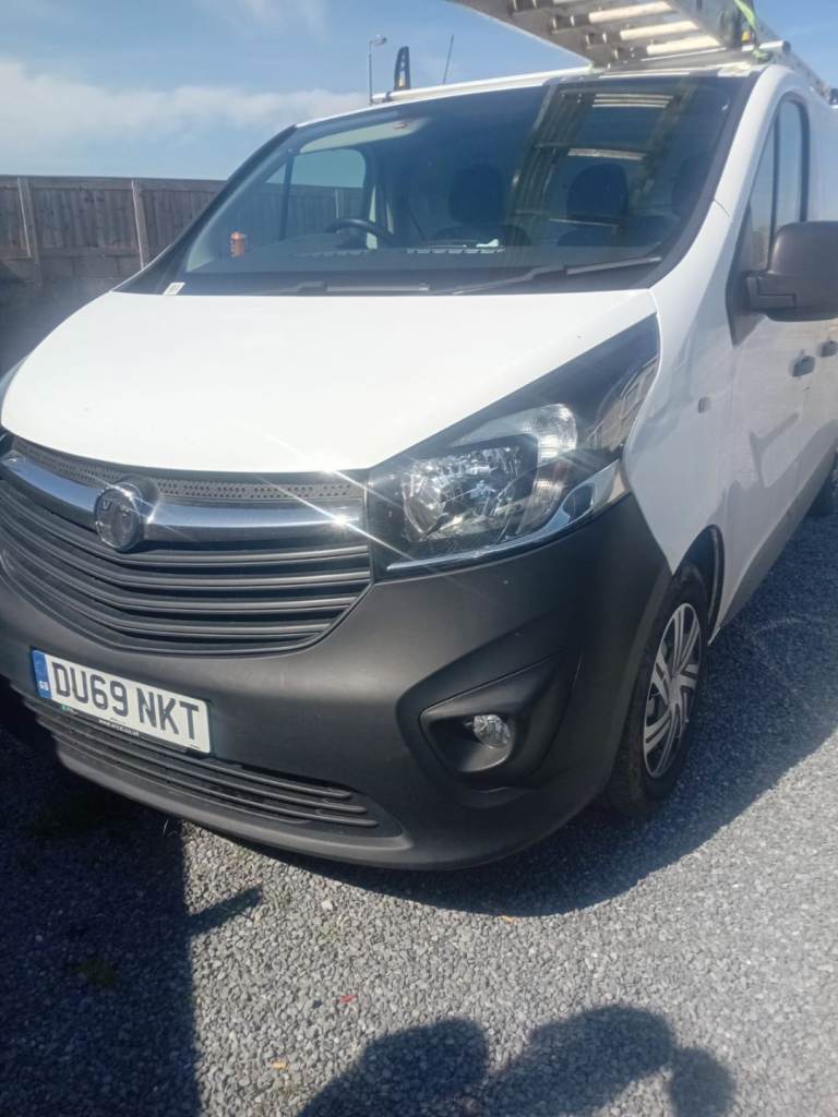 2019 vivaro swb 