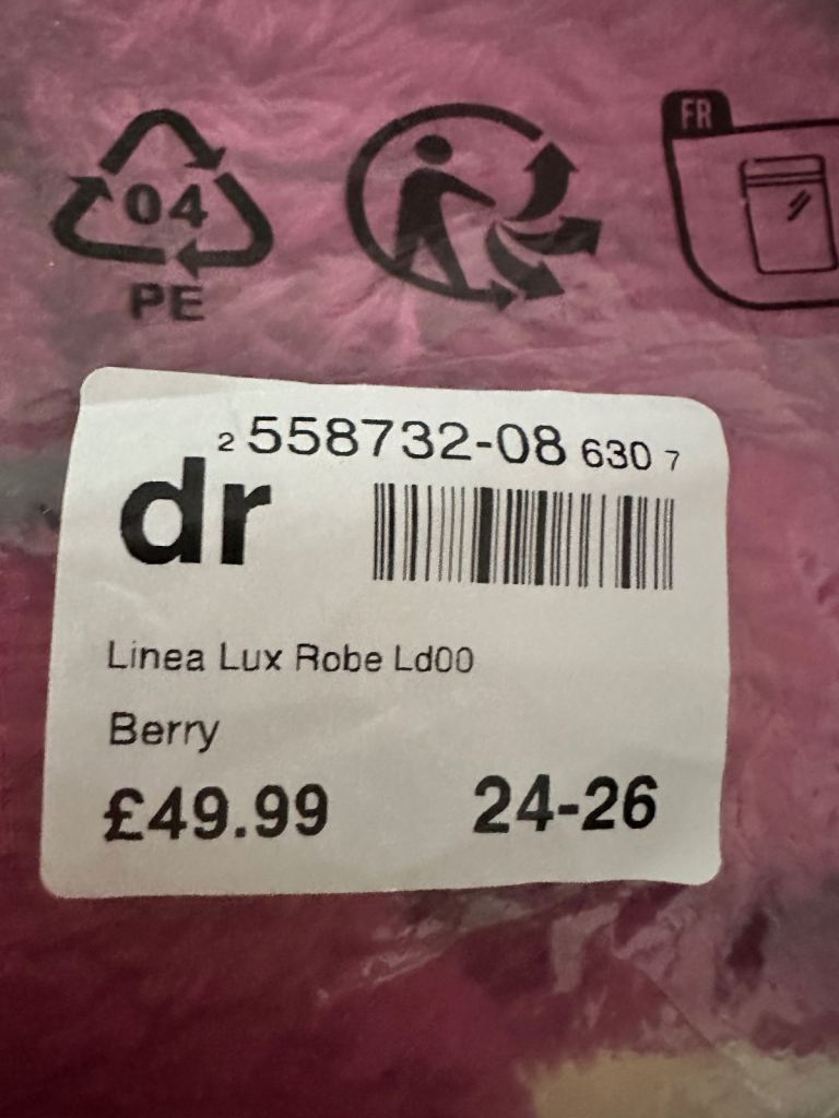Brand new ladies House of Fraser Linea fluffy robe size 24