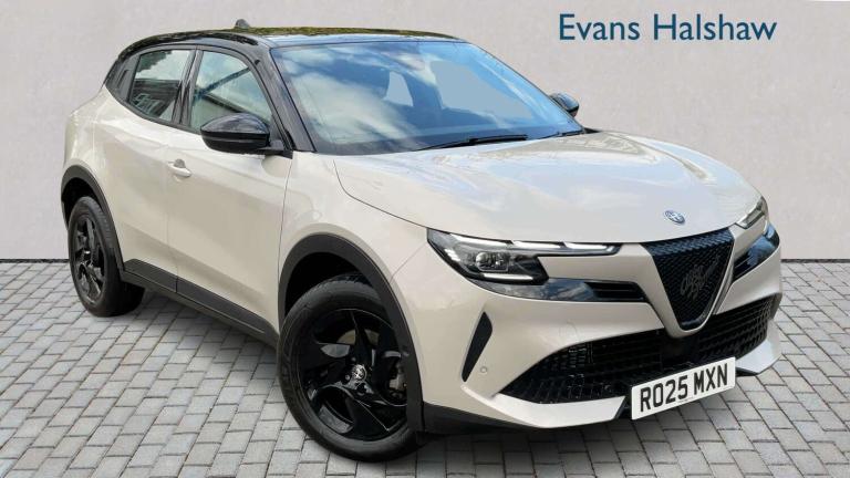 2025 Alfa Romeo Junior 1.2 Turbo Ibrida 5dr Auto HATCHBACK PETROL Automatic