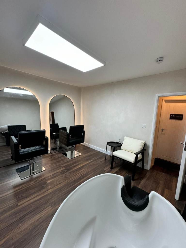 Beauty Room to Rent in Clapham