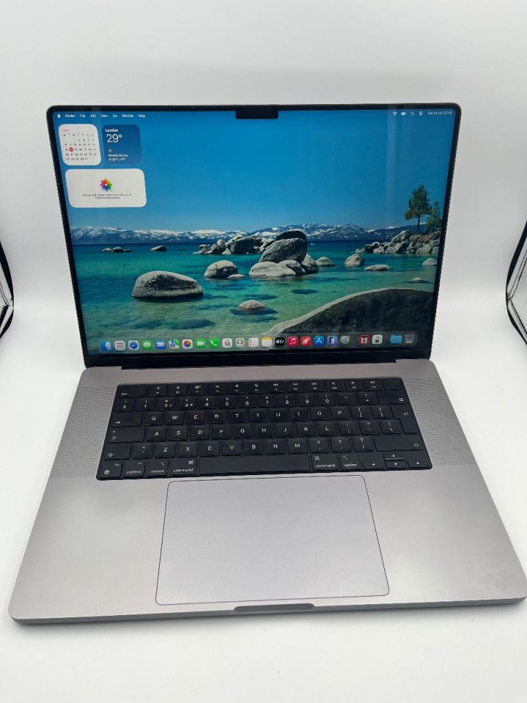 Apple MacBook Air M1 2020 256GB SSD – Silver, £350.00 for Sale