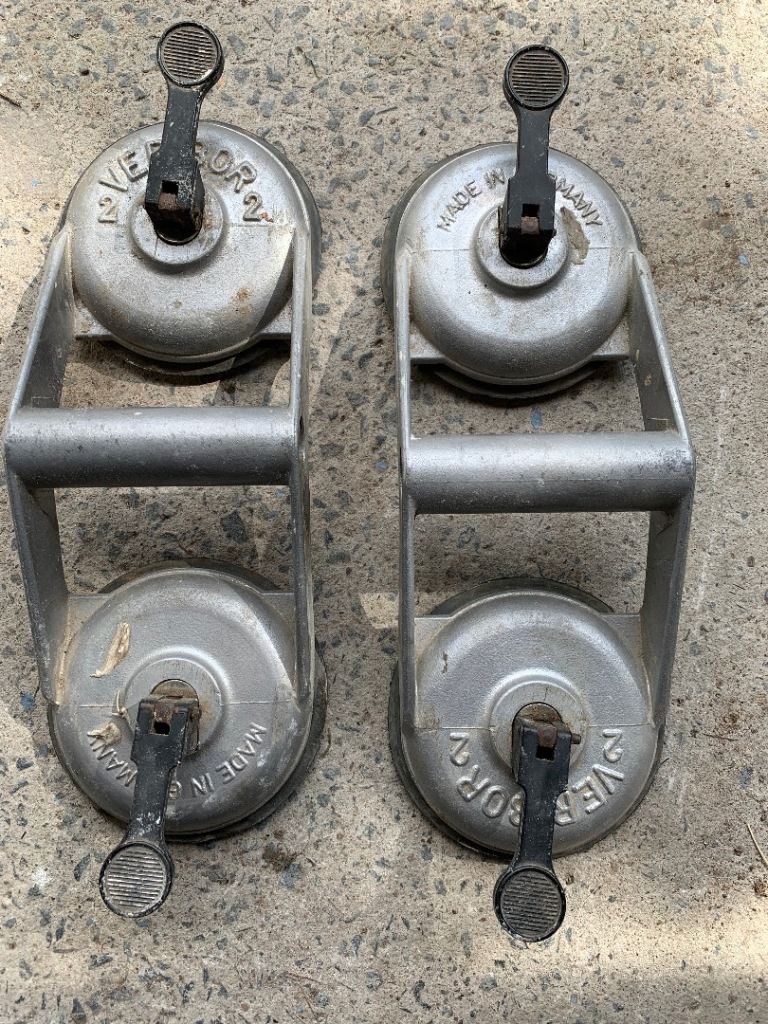 Pair of 2 cup Veribor suction lifters. 