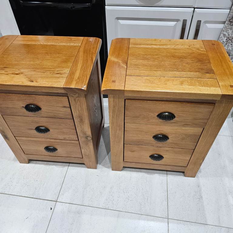 Stunning Large oak bedside tables x2