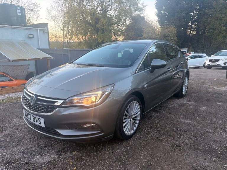 2017 Vauxhall Astra 1.6 CDTi 16V ecoFLEX Elite Nav 5dr HATCHBACK DIESEL Manual