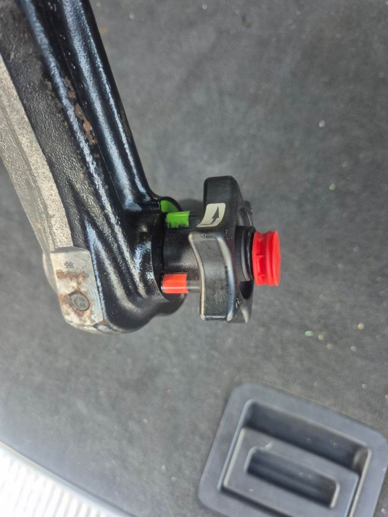 Tow bar swan neck Audi Q7 2006-2014