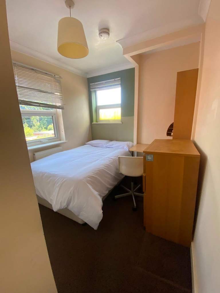 UC ROOMS AVAILABLE ALL OVER BIRMINGHAM