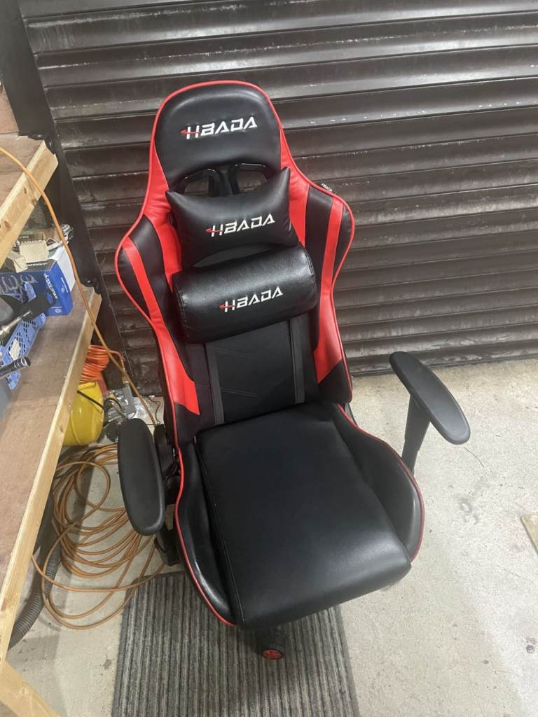 image for HBADA RACING / GAMING COMPUTER CHAIR RACING RED AND BLACK 