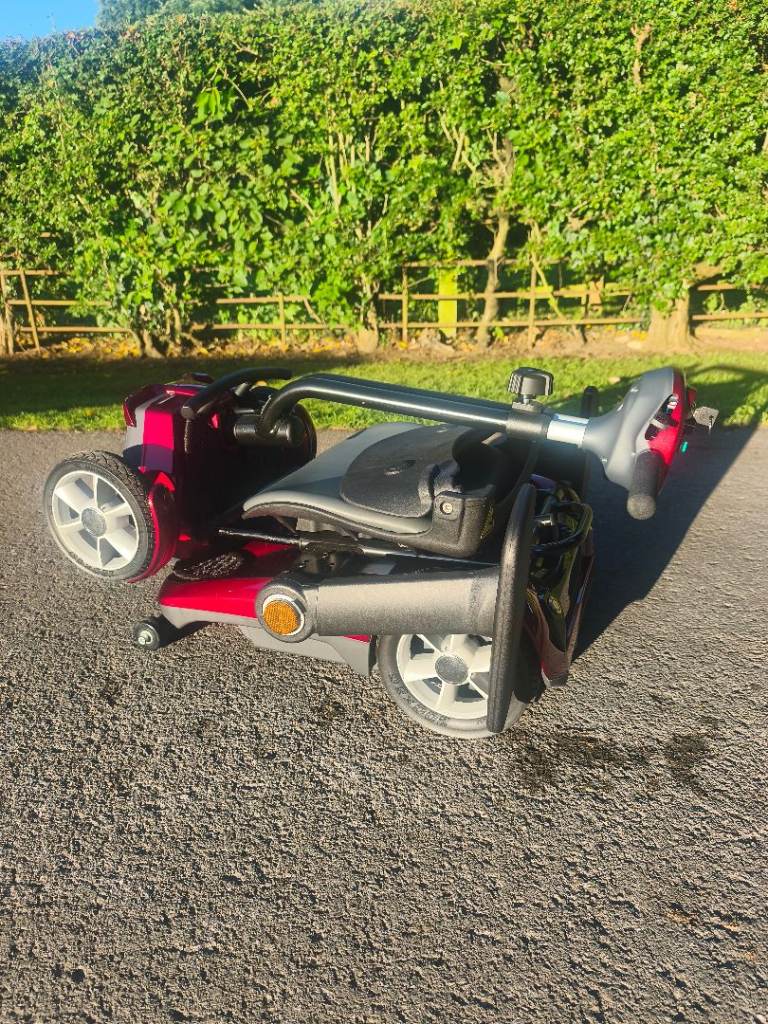 Drive Ultra 4mph electric folding car boot mobility scooter with lithium batteries 
