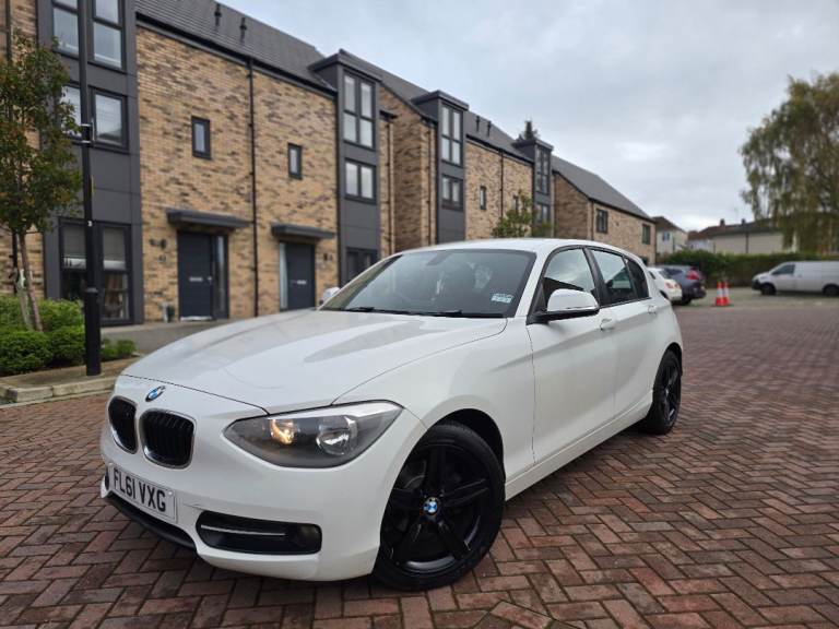 BMW, 1 SERIES, Hatchback, 2011, Manual, 1995 (cc), 5 doors,New timing chain!!!