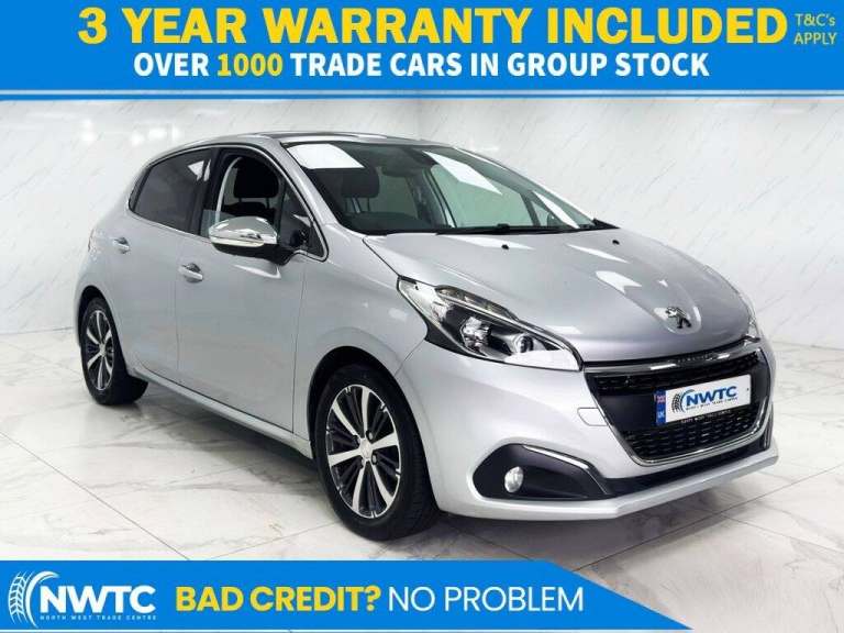 2016 Peugeot 208 1.2 PureTech Allure Hatchback 5dr Petrol Manual Euro 6 (82 ps) 2 FORMER OWN Hatc...